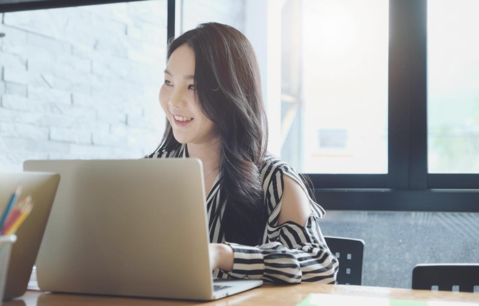 Supply chain tracking dashboard showing product verification through blockchain nodes